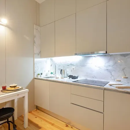 Sol Modern @ Batalha 公寓