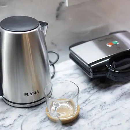 Sol Modern @ Batalha Metro *