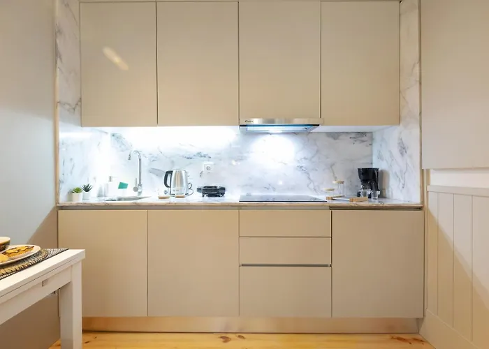 Sol Modern @ Batalha Apartmán *