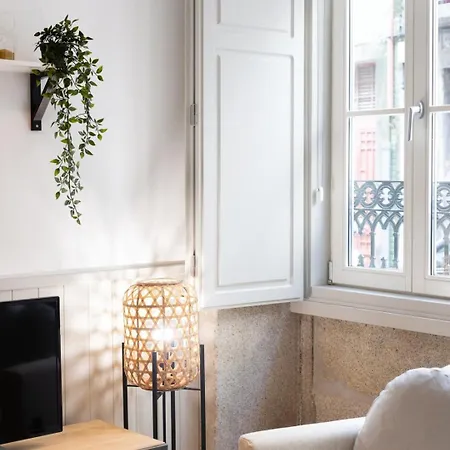 Sol Modern @ Batalha Metro Apartman *