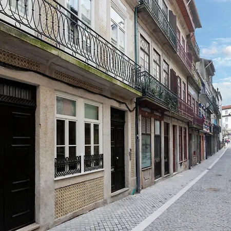 Sol Modern @ Batalha Metro Porto