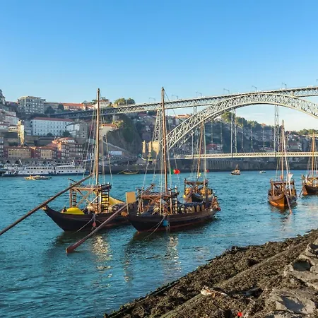 Sol Modern @ Batalha Metro Porto