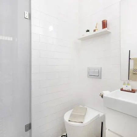 Sol Modern @ Batalha Metro Apartman *